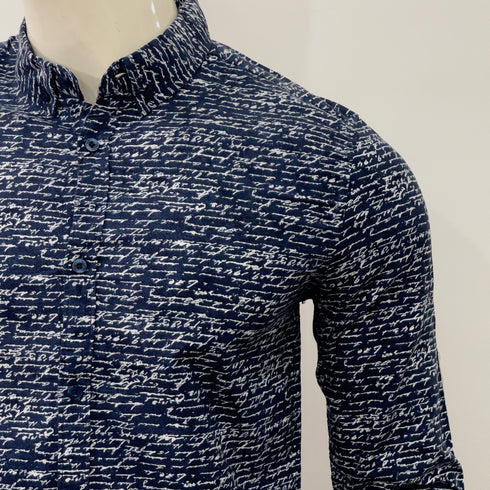 TEDDY SMITH MEN'S ALLOVER LETTERING PRINTED SHIRT